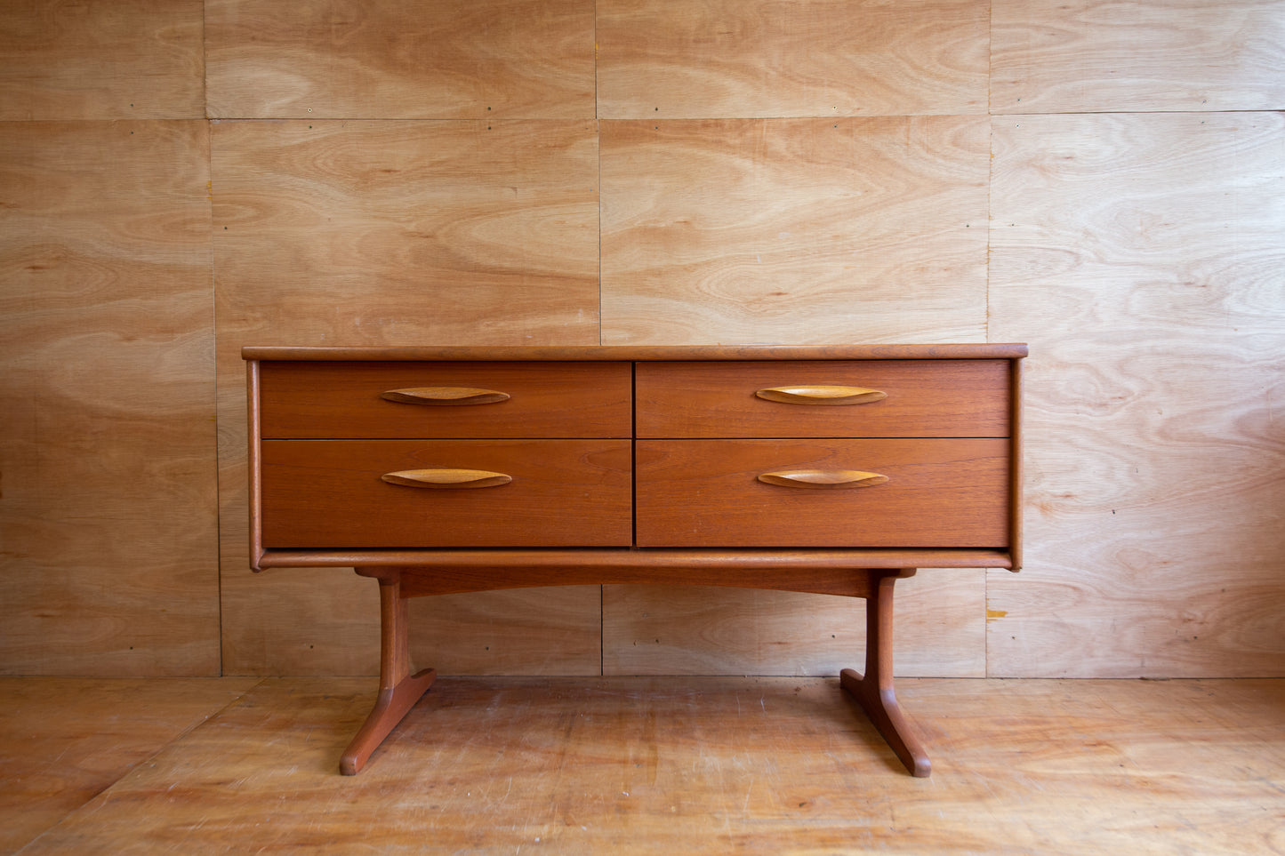 Vintage Austinsuite Sideboard Drawers