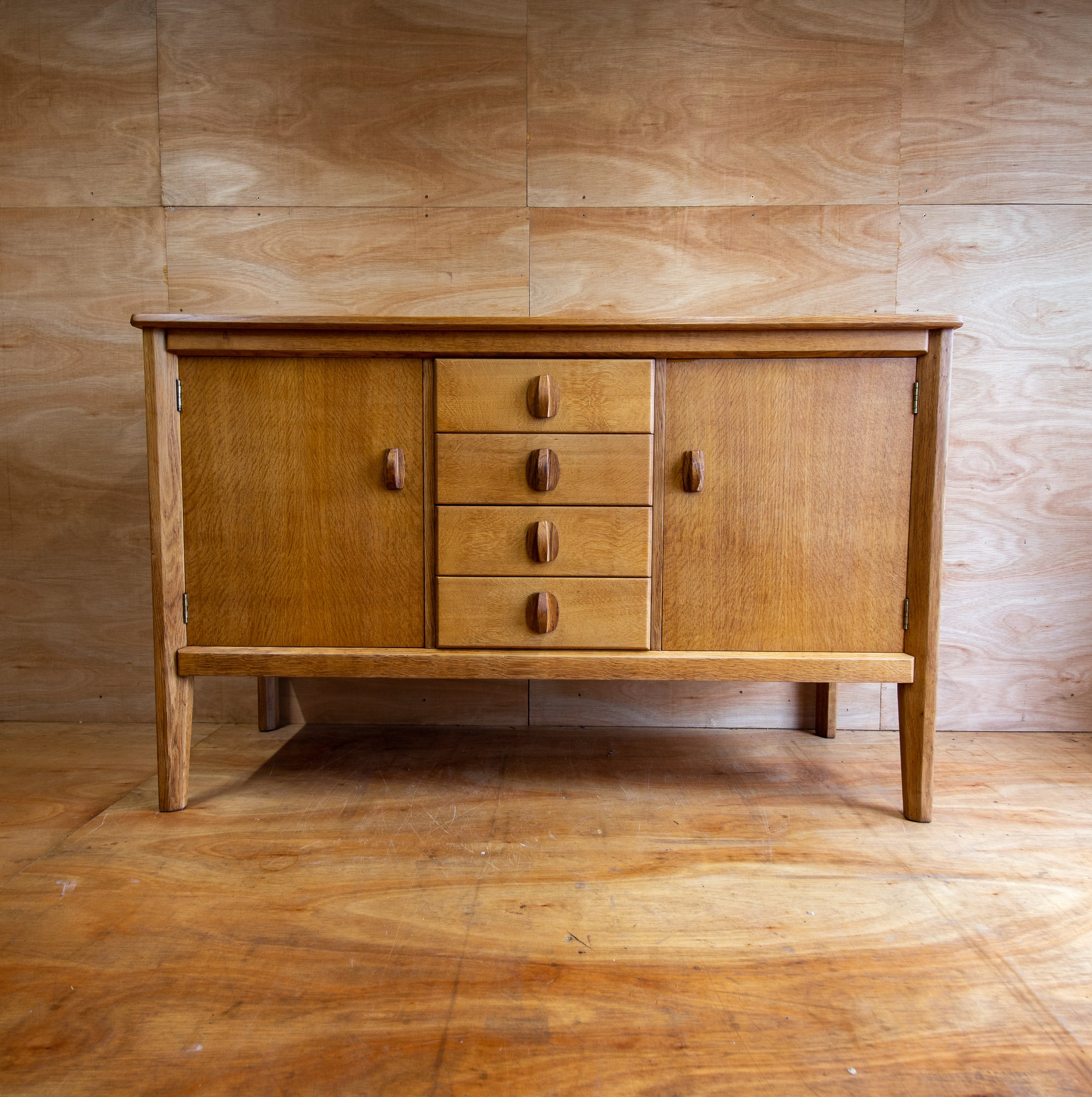 Gordon russell oak sideboard