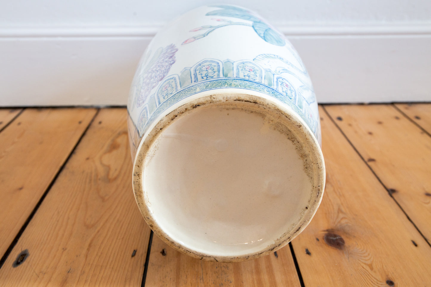 Large Chinoiserie Vase