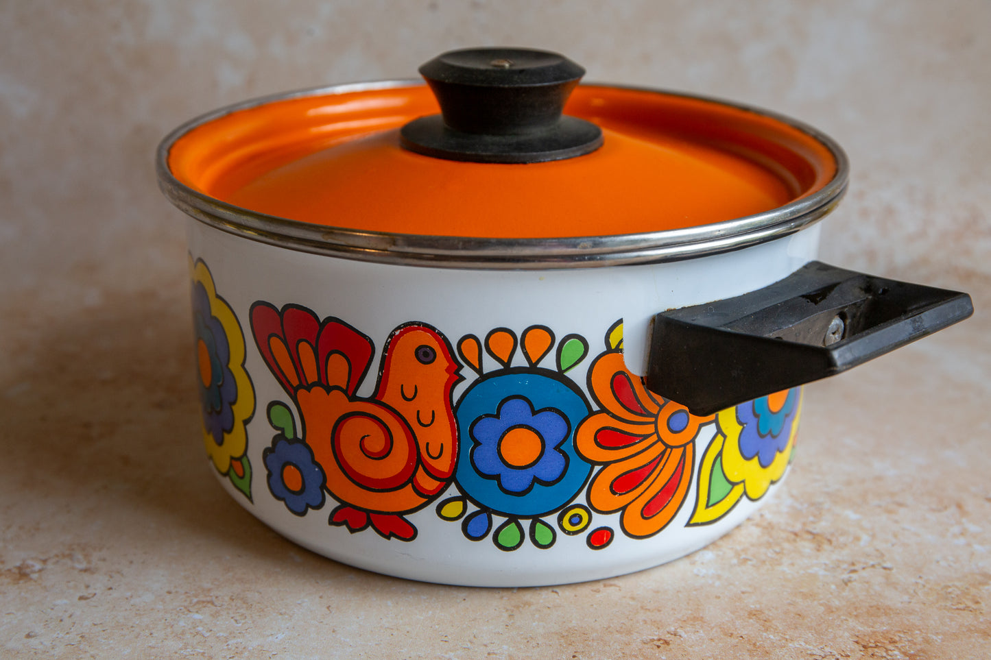 Medium Lord Nelson Gaytime Enamel Saucepan