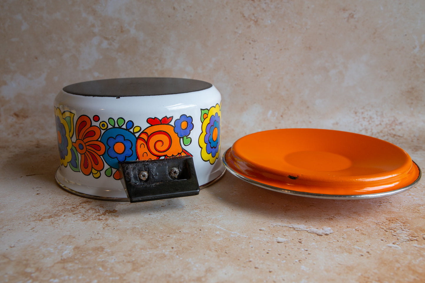 Medium Lord Nelson Gaytime Enamel Saucepan