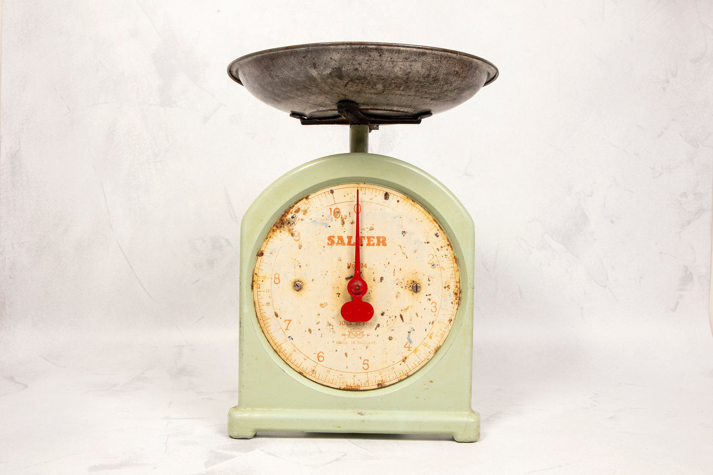 Vintage Salter Scales No.34 Light Green Metal Scales