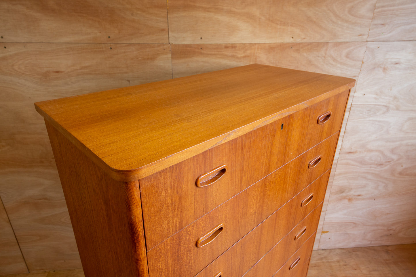 Danish Chest of Drawers from Uniflex