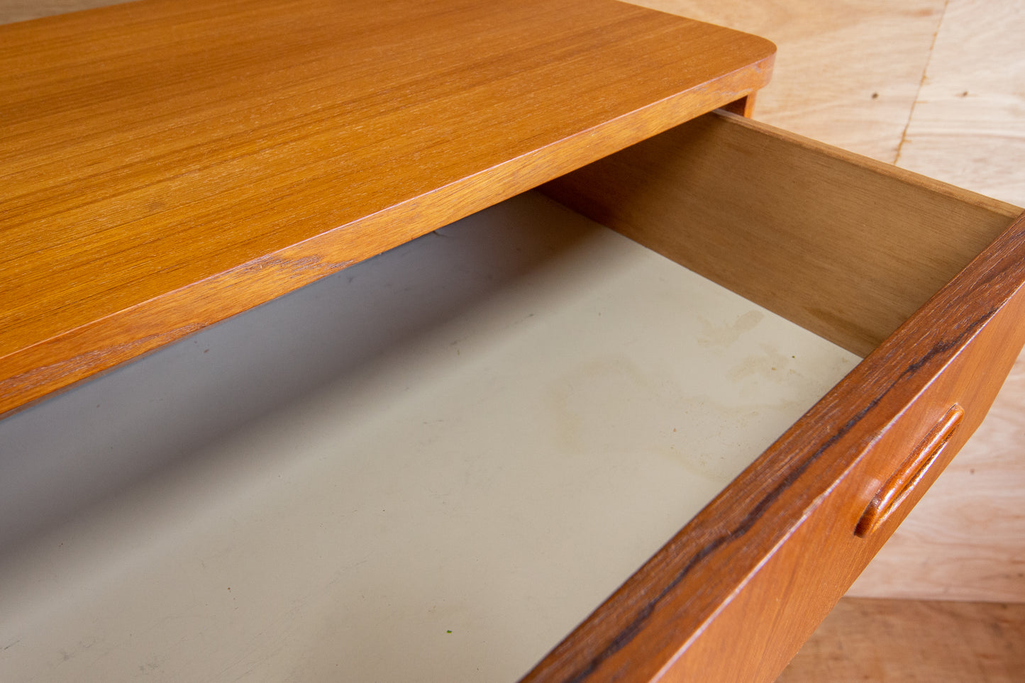 Danish Chest of Drawers from Uniflex