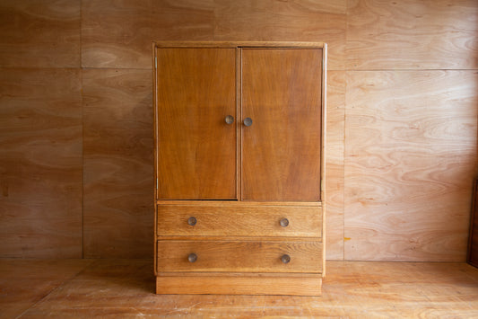 Austinsuite Oak Cupboard