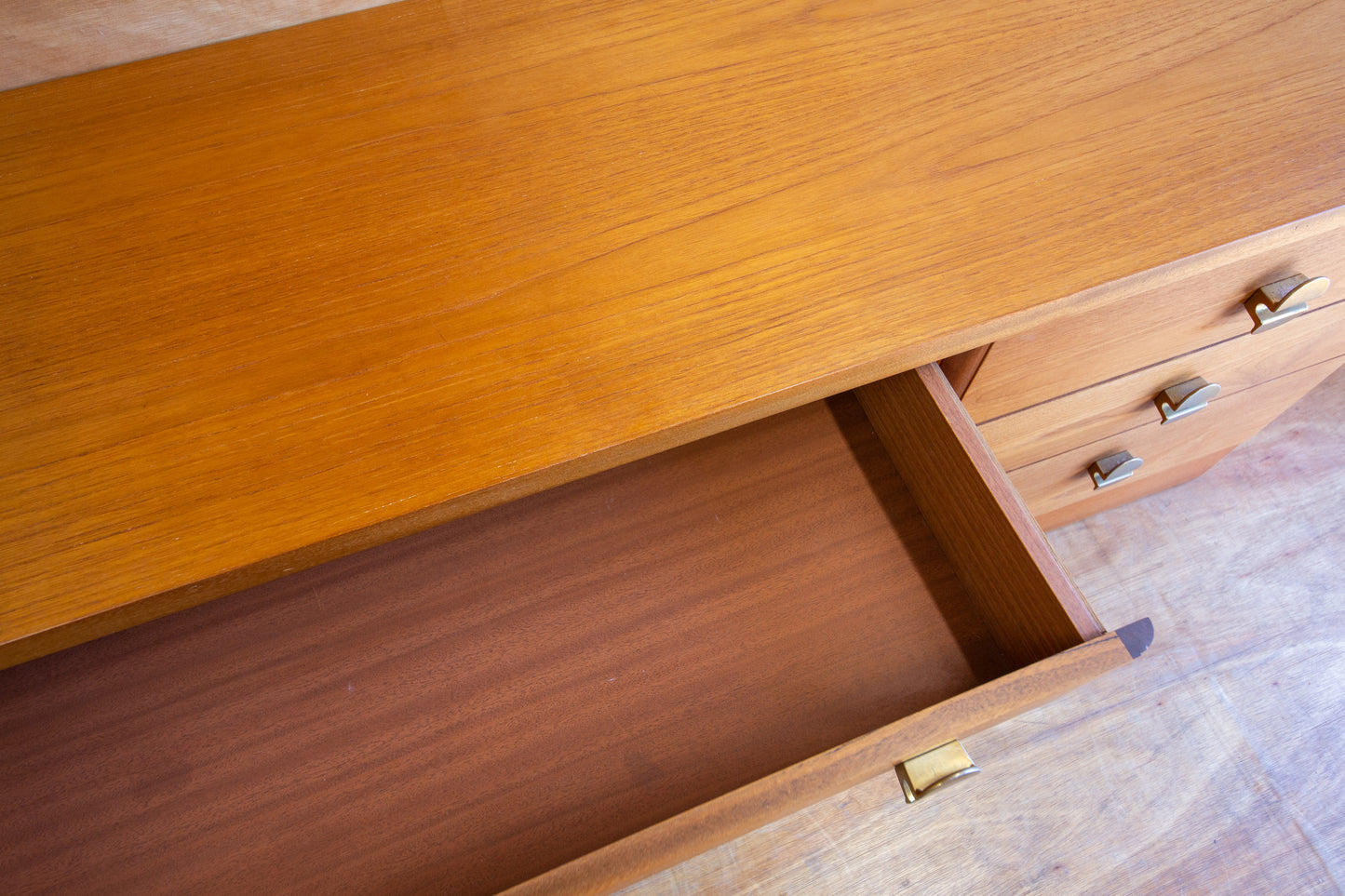 Vintage Stag Cantata Chest of Drawers