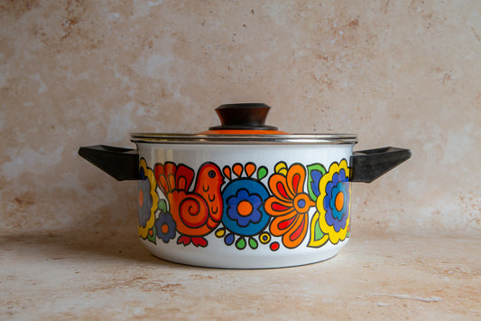 Large Lord Nelson Gaytime Enamel Saucepan