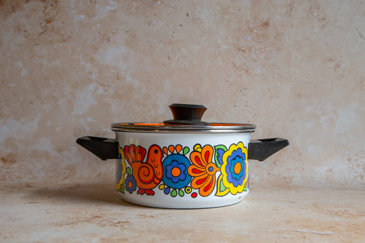 Small Lord Nelson Gaytime Enamel Saucepan