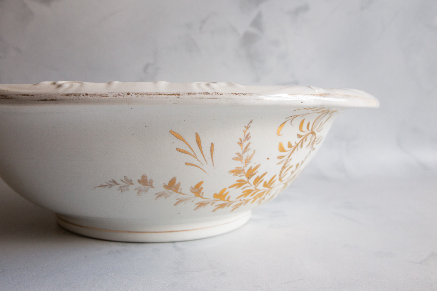 Large Victorian Table Bowl with Gold Leaf Pattern